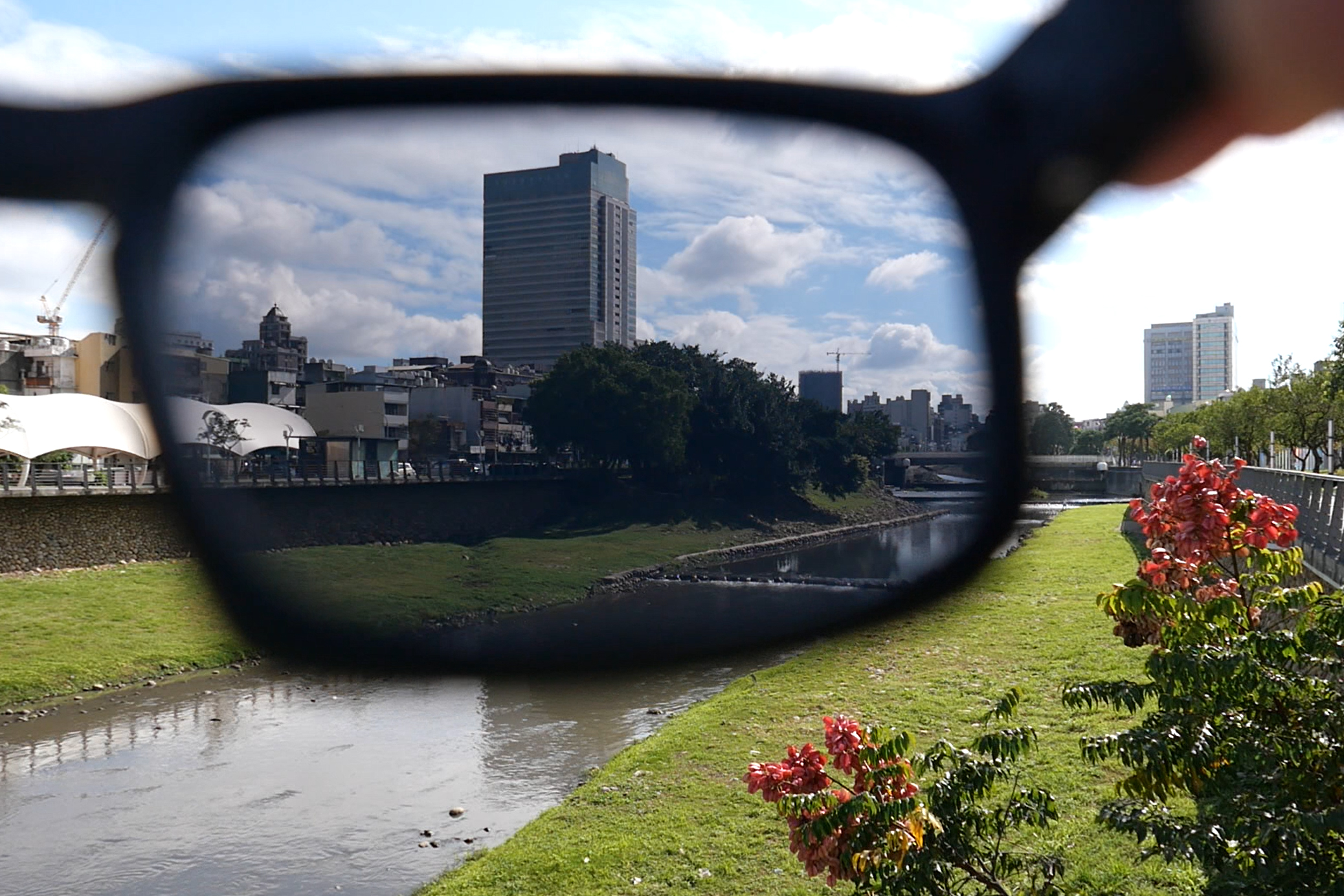 偏光黑視覺.jpg 偏光黑視覺.jpg